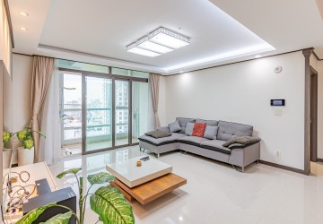 3 Bedroom Condo For Rent - De Castle Royal, BKK1, Phnom Penh thumbnail