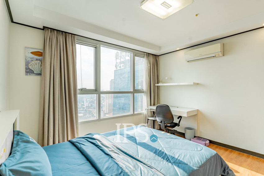 3 Bedroom Condo For Rent - De Castle Royal, BKK1, Phnom Penh