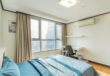 3 Bedroom Condo For Rent - De Castle Royal, BKK1, Phnom Penh thumbnail