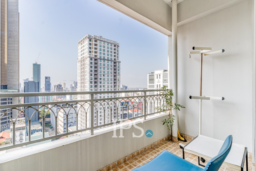 3 Bedroom Condo For Rent - De Castle Royal, BKK1, Phnom Penh