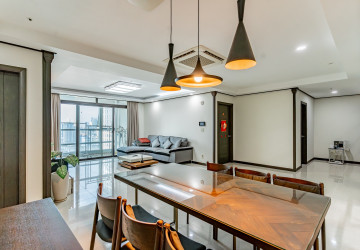 3 Bedroom Condo For Rent - De Castle Royal, BKK1, Phnom Penh thumbnail