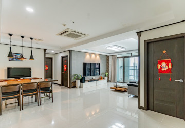 3 Bedroom Condo For Rent - De Castle Royal, BKK1, Phnom Penh thumbnail