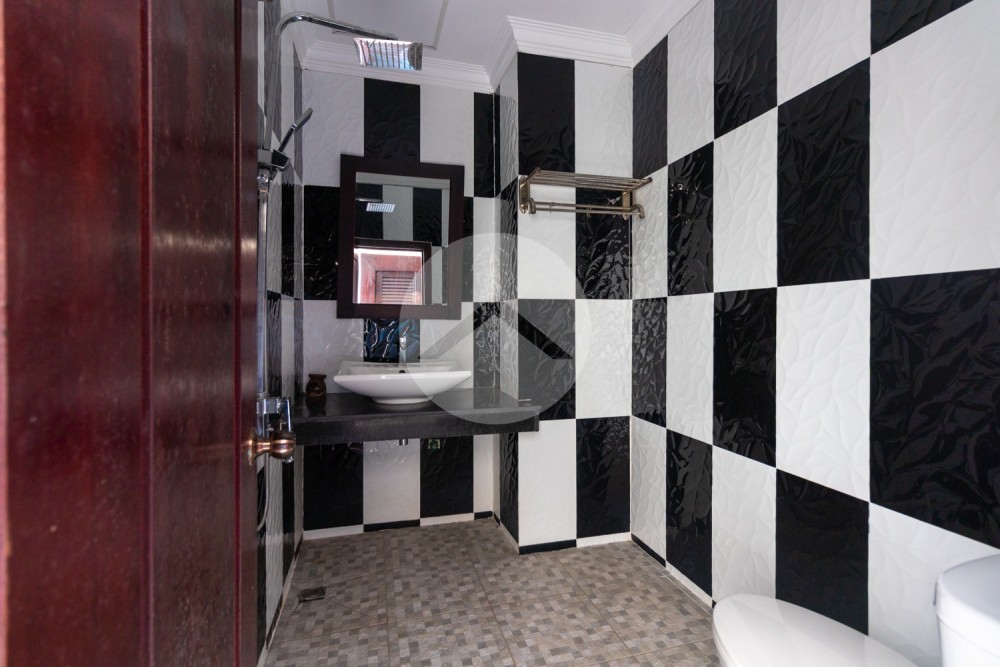 21 Bedroom Hotel For Sale - Svay Dangkum, Siem Reap - Image 20