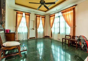 4 Bedroom House For Rent - 10 Makara Road, Sala Kamreuk, Siem Reap thumbnail