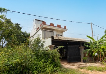 3 Bedroom Villa For Sale - Svay Dangkum, Siem Reap thumbnail