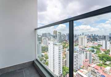 40 Sqm Studio  Condo For Rent - The Penthouse, Tonle Bassac, Phnom Pen thumbnail