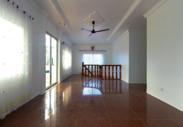 15 Bedroom Guesthouse For Rent - Svay Dangkum, Siem Reap thumbnail