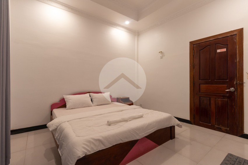 15 Bedroom Guesthouse For Rent - Svay Dangkum, Siem Reap