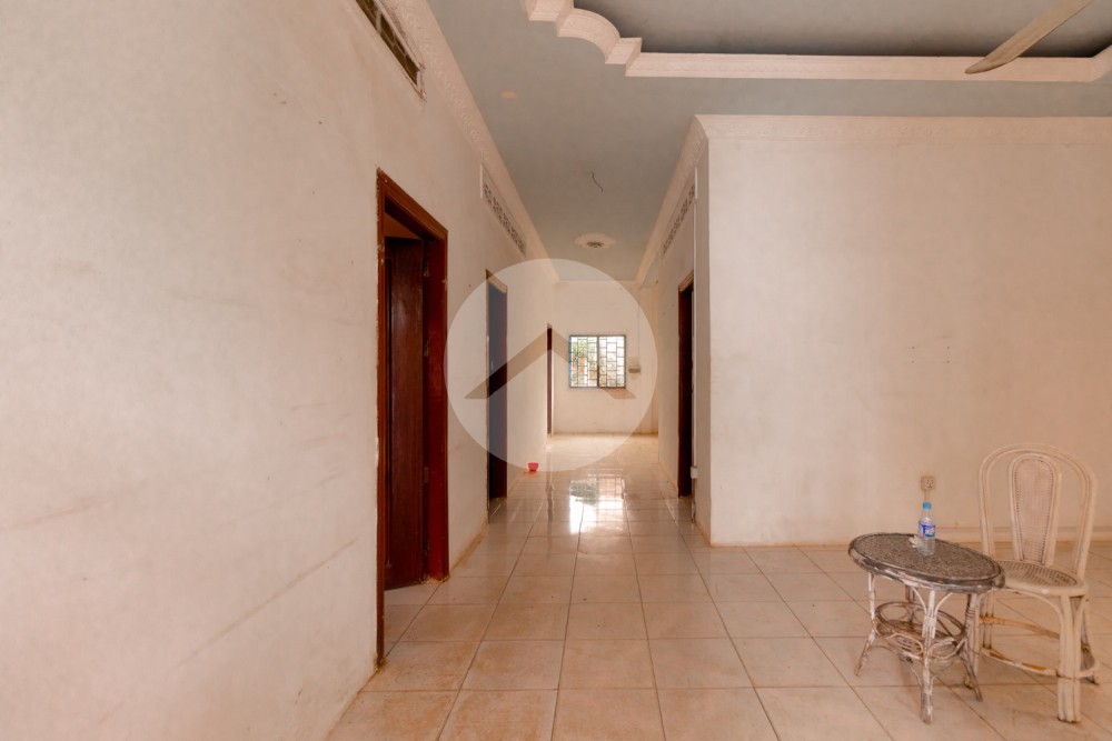 15 Bedroom Guesthouse For Rent - Svay Dangkum, Siem Reap - Image 14