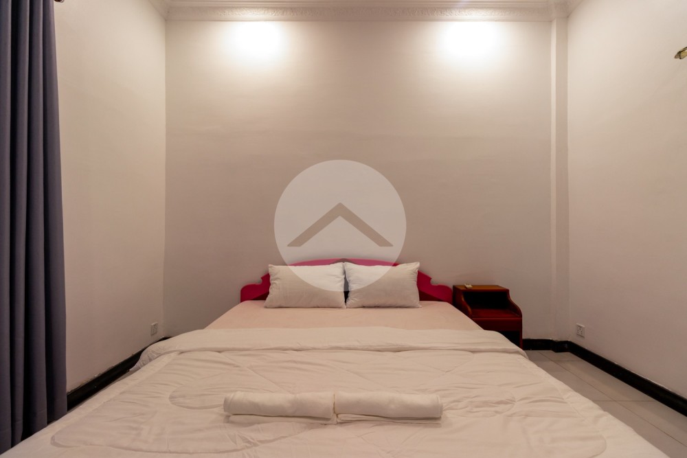 15 Bedroom Guesthouse For Rent - Svay Dangkum, Siem Reap - Image 11