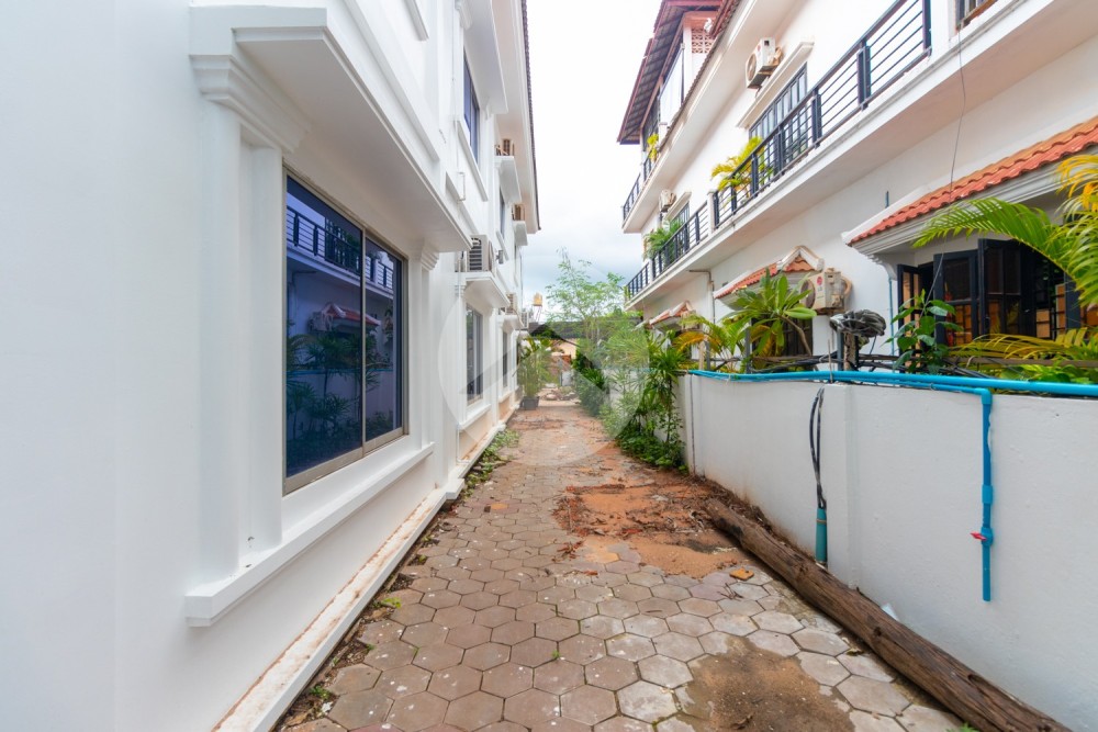 15 Bedroom Guesthouse For Rent - Svay Dangkum, Siem Reap - Image 24