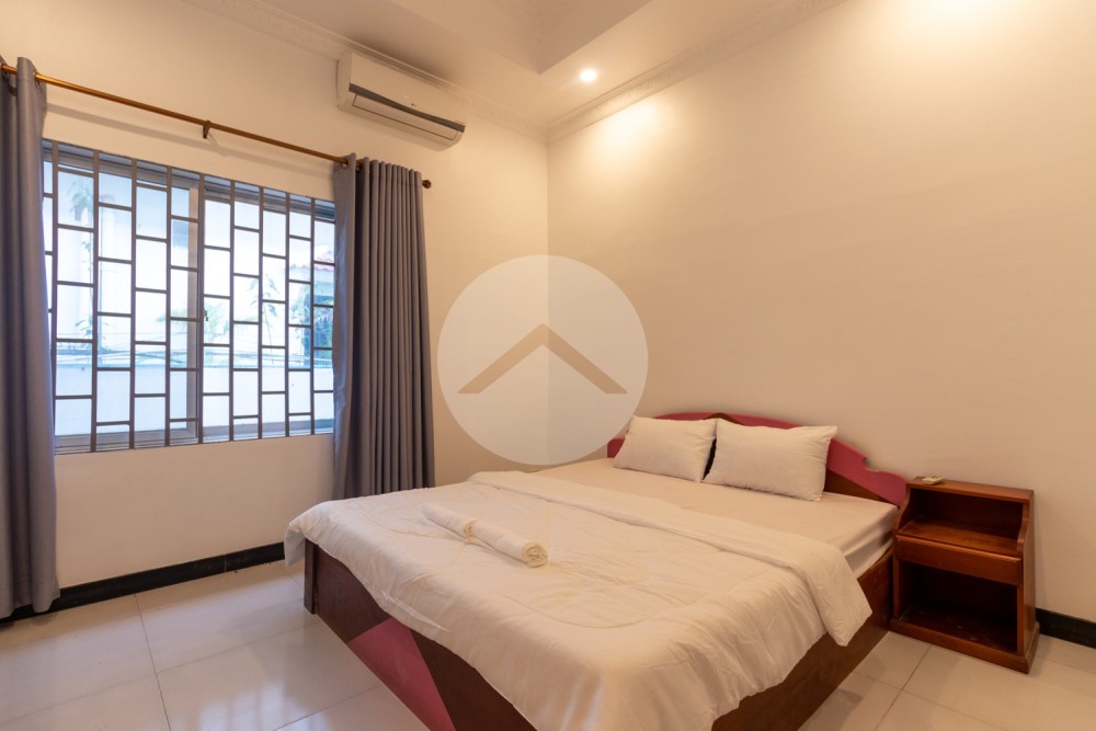 15 Bedroom Guesthouse For Rent - Svay Dangkum, Siem Reap - Image 9
