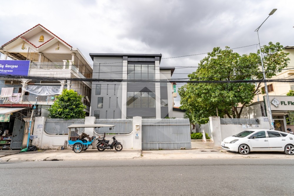 650 Sqm Commercial Building For Rent - Toul Kork, Phnom Penh