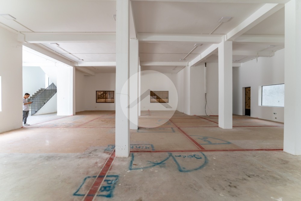 650 Sqm Commercial Building For Rent - Toul Kork, Phnom Penh - Image 4