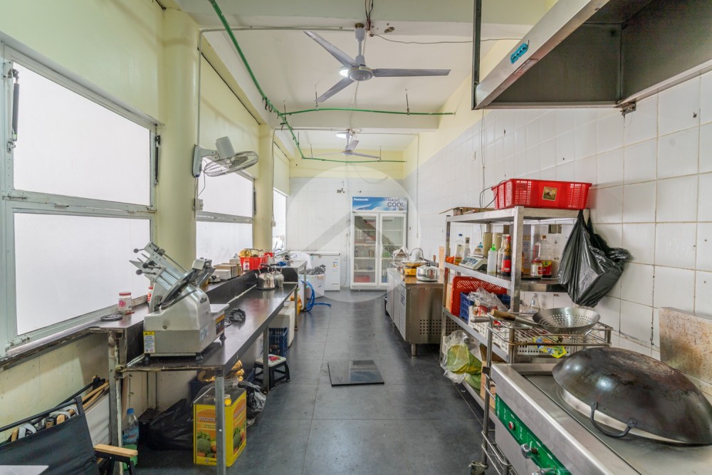 176.40 Sqm Retail Space For Rent - Teuk La Ark 1, Phnom Penh - Image 9 176.40 Sqm Retail Space For Rent - Teuk La Ark 1, Phnom Penh - Image 9