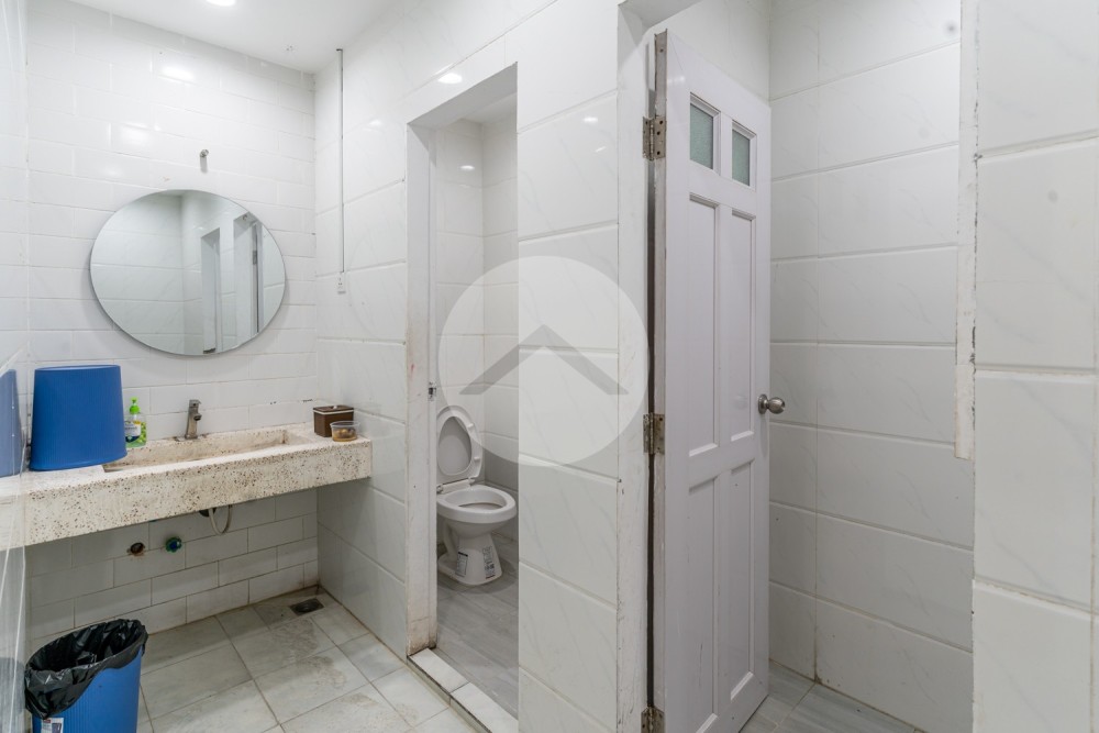 176.40 Sqm Retail Space For Rent - Teuk La Ark 1, Phnom Penh - Image 11 176.40 Sqm Retail Space For Rent - Teuk La Ark 1, Phnom Penh - Image 11