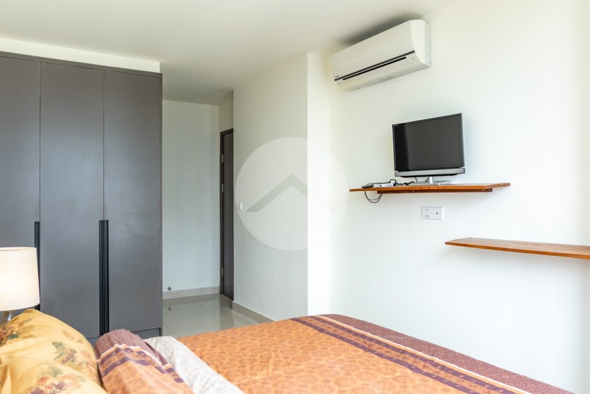 2 Bedroom Condo For Rent - The Peak, Tonle Bassac, Phnom Penh