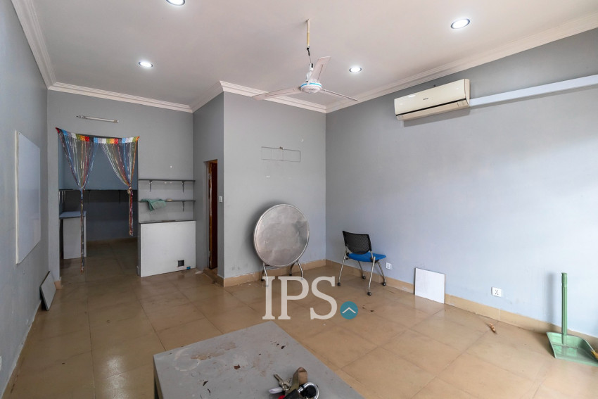 96 Sqm Space For Rent - Svay Dangkum, Siem Reap