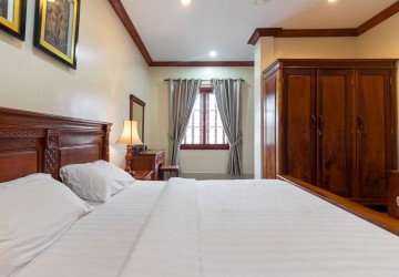 2 Bedroom Apartment For Rent - Kouk Chak, Siem Reap thumbnail