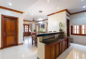 2 Bedroom Apartment For Rent - Kouk Chak, Siem Reap thumbnail