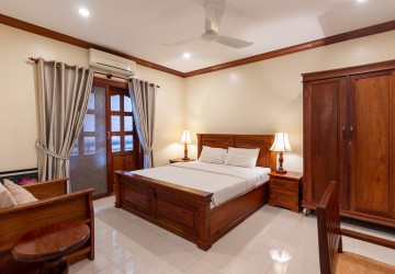 2 Bedroom Apartment For Rent - Kouk Chak, Siem Reap thumbnail