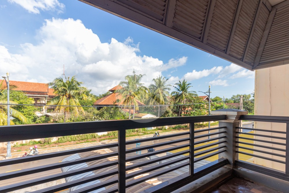 2 Bedroom Apartment For Rent - Kouk Chak, Siem Reap - Image 28