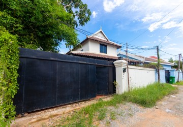 3 Bedroom House For Sale - Chreav, Siem Reap thumbnail