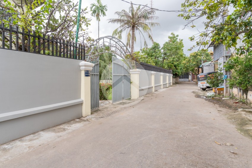 5 Bedroom Villa For Rent - Beoung Tumpun, Phnom Penh