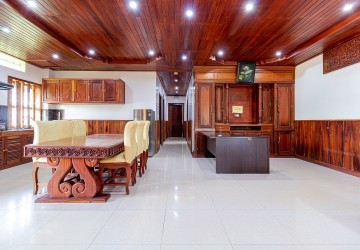 6 Unit Apartment Building For Rent - Kouk Chak, Siem Reap thumbnail