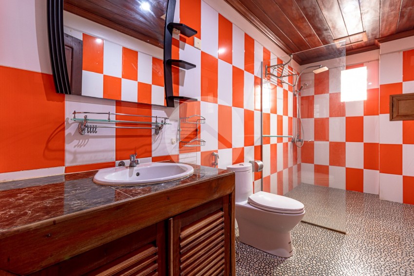 6 Unit Apartment Building For Rent - Kouk Chak, Siem Reap