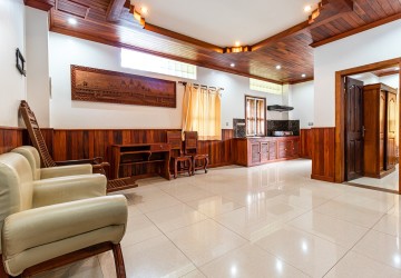 6 Unit Apartment Building For Rent - Kouk Chak, Siem Reap thumbnail