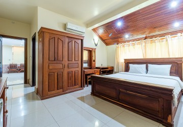 3 Bedroom Apartment For Rent - Kouk Chak, Siem Reap thumbnail