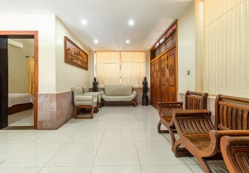 3 Bedroom Apartment For Rent - Kouk Chak, Siem Reap thumbnail