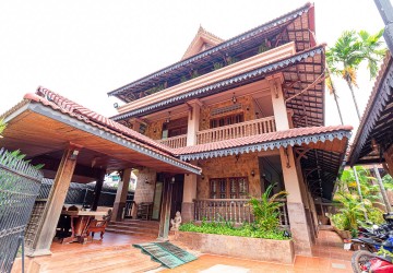 3 Bedroom Apartment For Rent - Kouk Chak, Siem Reap thumbnail