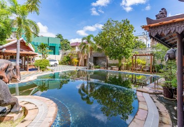 6 Bedroom Villa For Rent - Toul Kork, Phnom Penh thumbnail