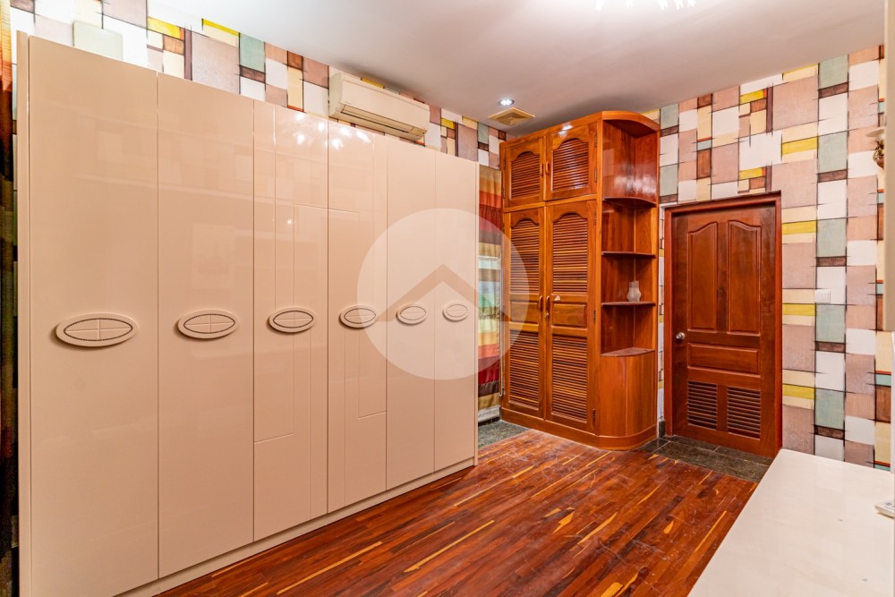 6 Bedroom Villa For Rent - Toul Kork, Phnom Penh - Image 15