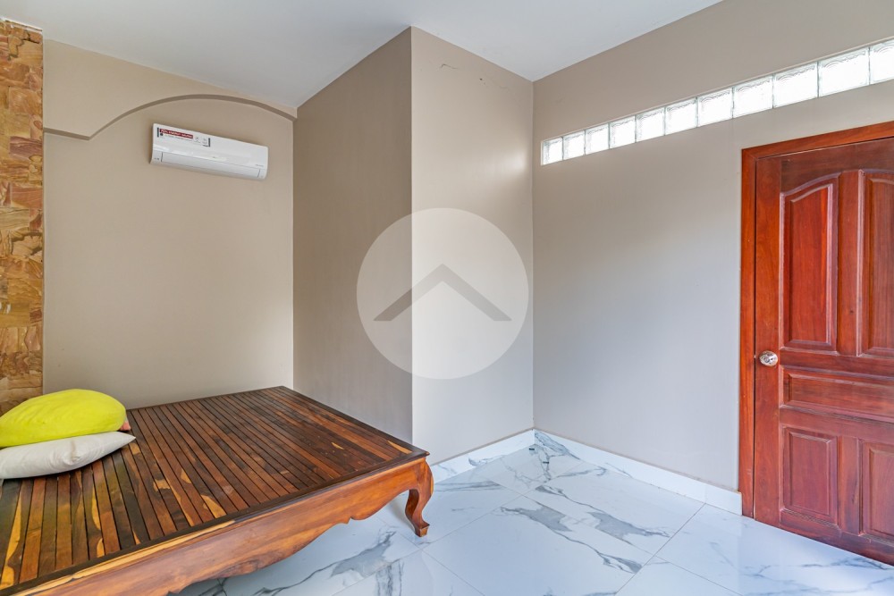 6 Bedroom Villa For Rent - Toul Kork, Phnom Penh - Image 19