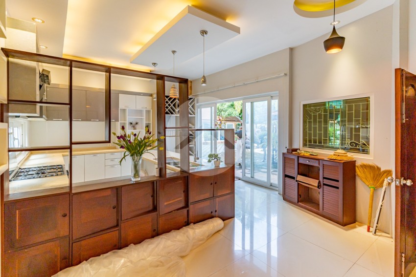 6 Bedroom Villa For Rent - Toul Kork, Phnom Penh