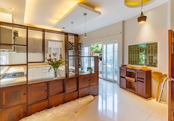 6 Bedroom Villa For Rent - Toul Kork, Phnom Penh thumbnail