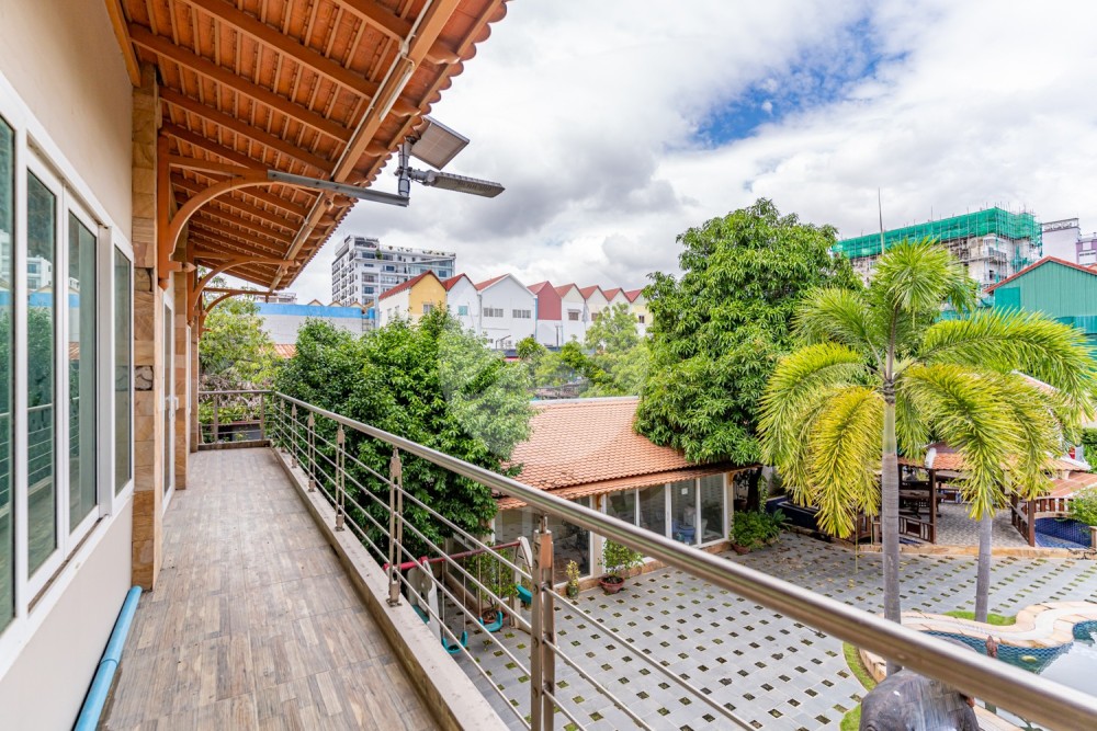 6 Bedroom Villa For Rent - Toul Kork, Phnom Penh - Image 36