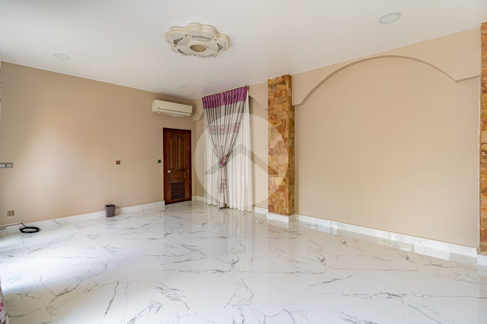 6 Bedroom Villa For Rent - Toul Kork, Phnom Penh - Image 17