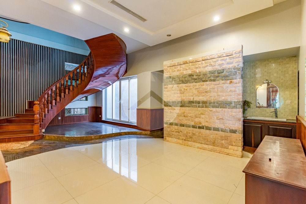 6 Bedroom Villa For Rent - Toul Kork, Phnom Penh - Image 6