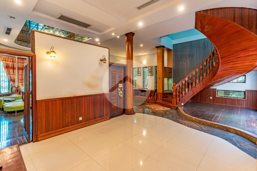 6 Bedroom Villa For Rent - Toul Kork, Phnom Penh