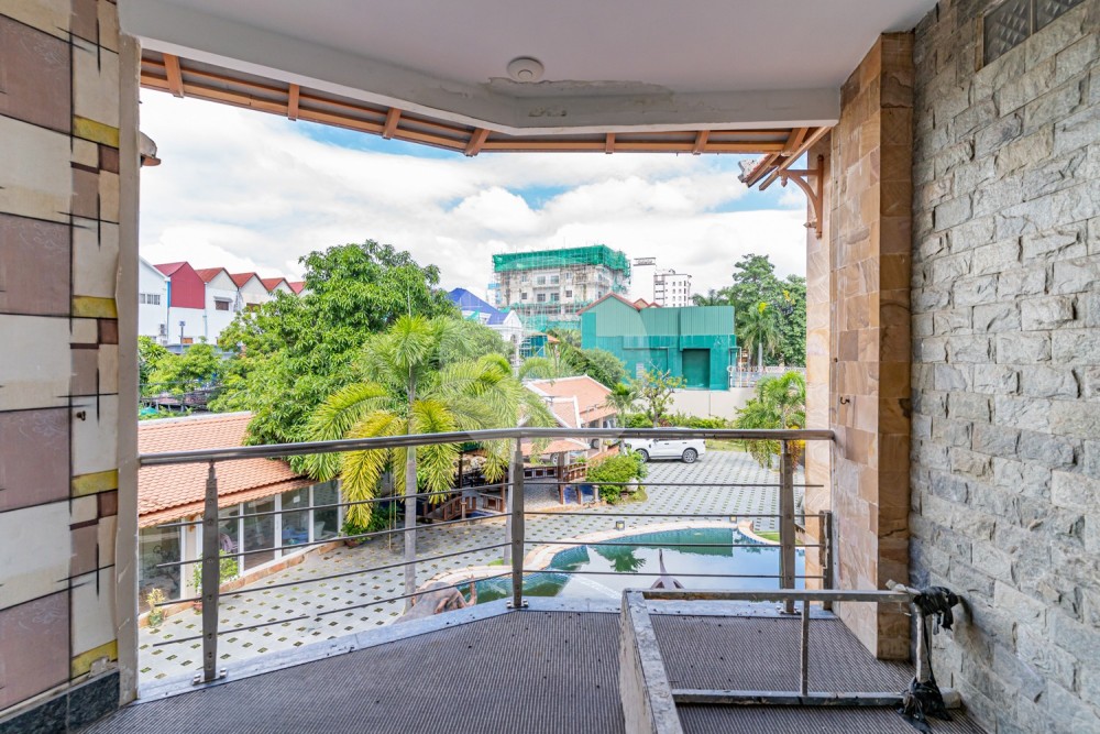 6 Bedroom Villa For Rent - Toul Kork, Phnom Penh - Image 30
