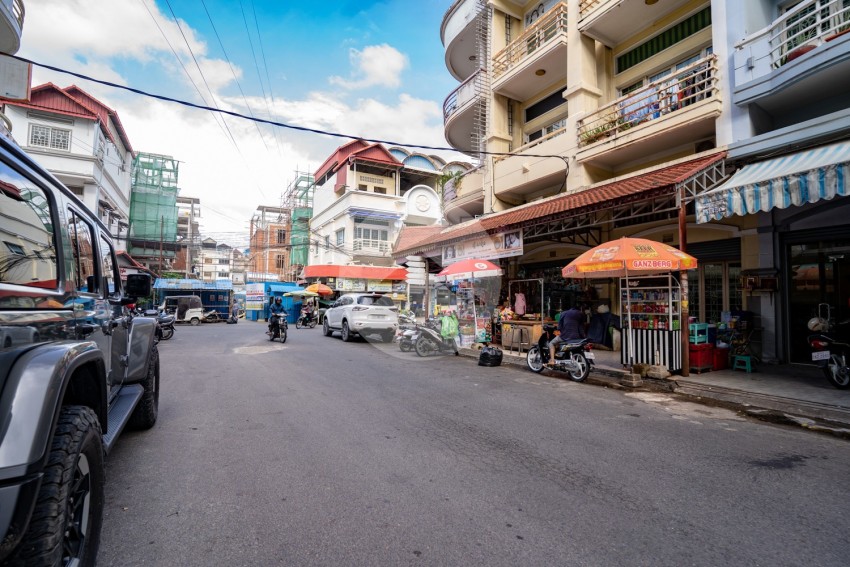 4 Bedroom Flat House For Sale - Tumnup Teuk, Phnom Penh