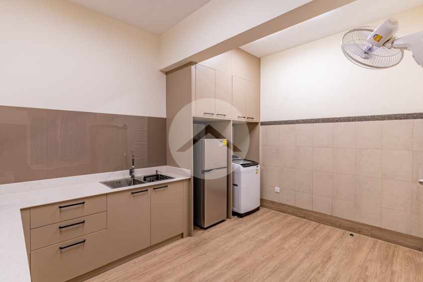 3 Bedroom Serviced Apartment For Rent - BBK1, Phnom Penh