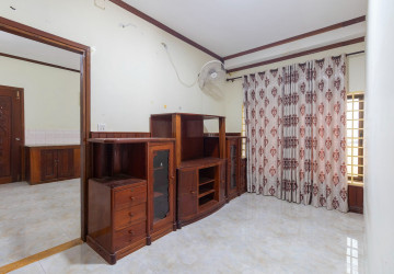 5 Bedroom House For Rent - Svay Dangkum, Siem Reap thumbnail