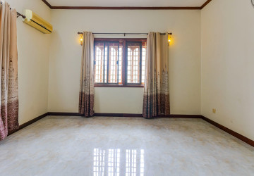 5 Bedroom House For Rent - Svay Dangkum, Siem Reap thumbnail
