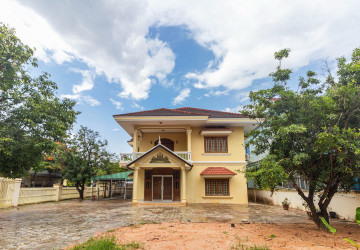 5 Bedroom House For Rent - Svay Dangkum, Siem Reap thumbnail