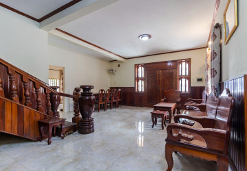 5 Bedroom House For Rent - Svay Dangkum, Siem Reap thumbnail